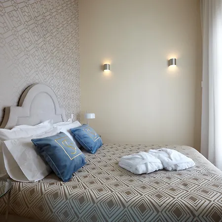 Signature Santa Catarina Hotel *